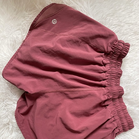 Lululemon Hotty Hot - Picture 2 of 4